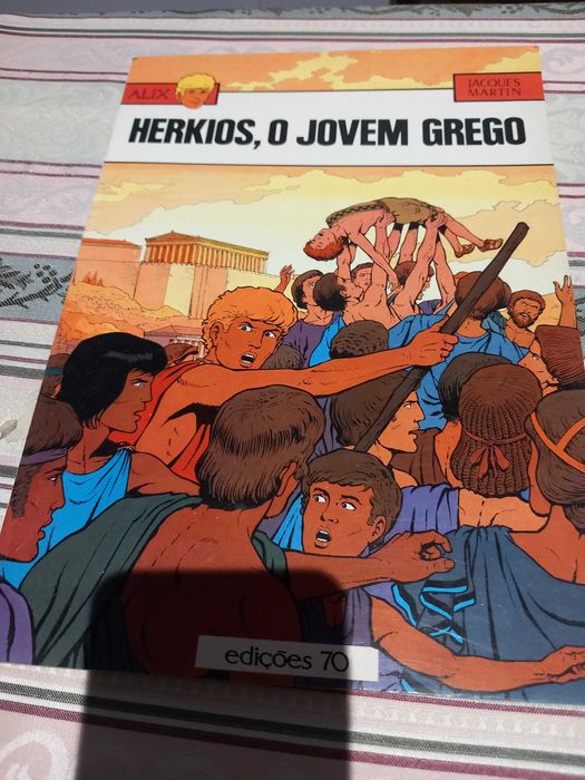 Livros de banda desenhada usados para venda