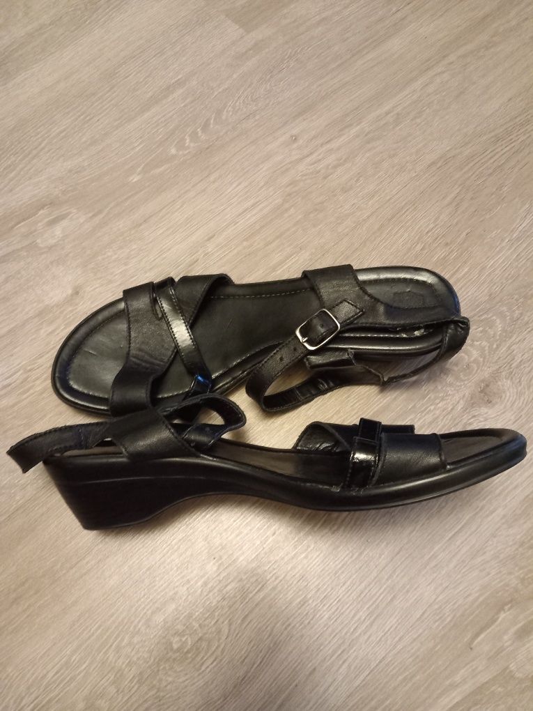 Buty damskie skórzane 38