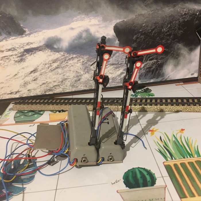 Semafory marklin do kolejki elektrycznej