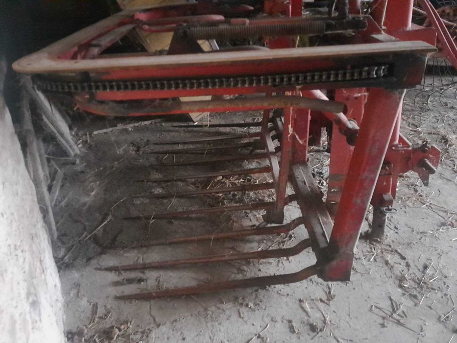 Sprzedam wybierak/wycinak Strautmann Hydrofox HD2