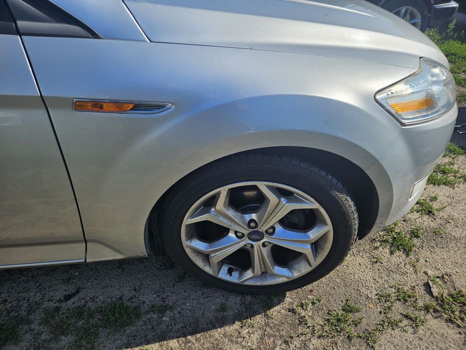 Ford Mondeo MK4 58 zderzak maska lampa blotnik drzwi klapa koła pas