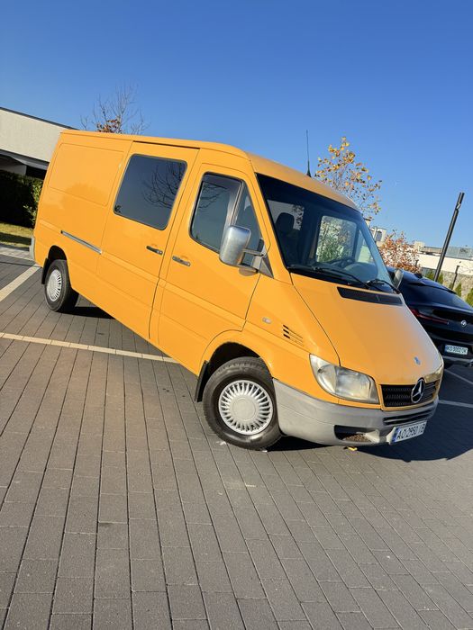 Mercedes-Benz Sprinter 2005 рік
