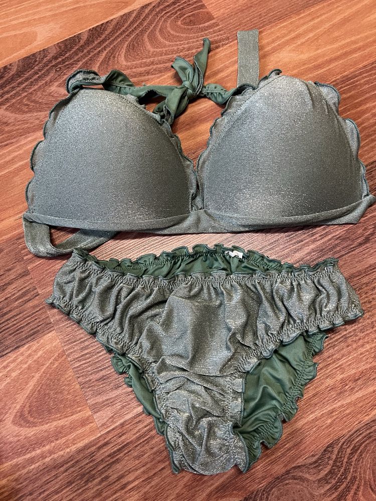 Calzedonia River Island купальники розмір М-L.