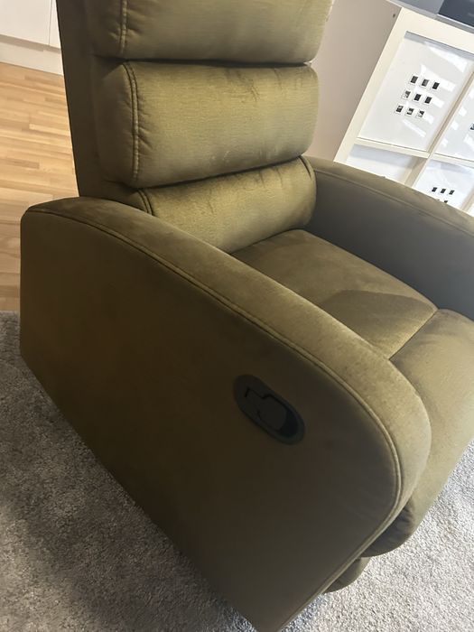 Fotel bujany z funkcja relax