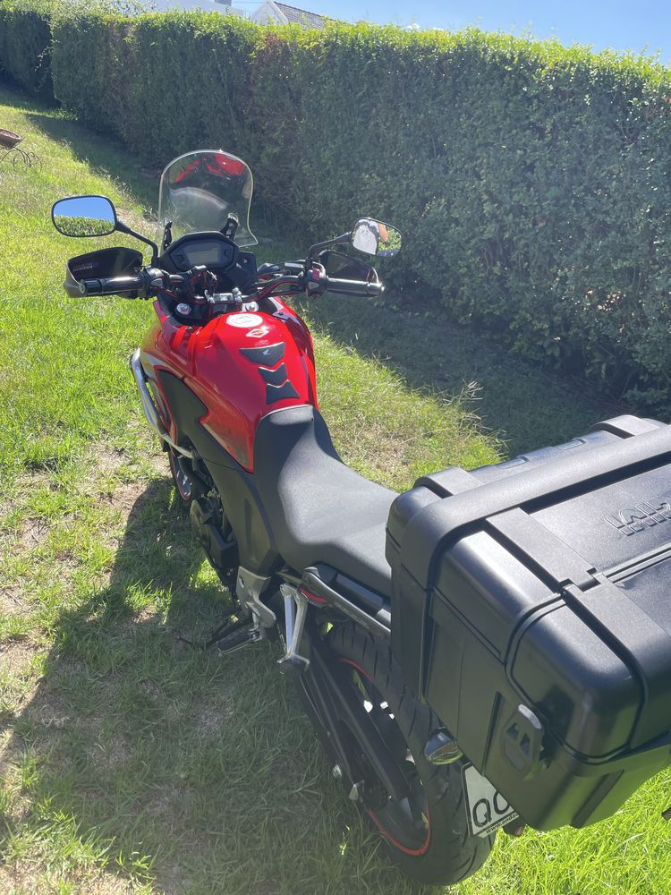 Cb500x bem estimada