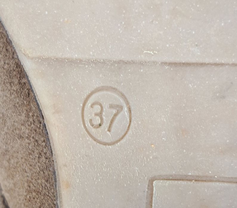 Botas camurça Tam 37