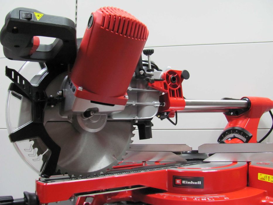 Пила торцювальна Einhell TC-SM 2534/1 Dual протяжка 340 мм з Німеччини