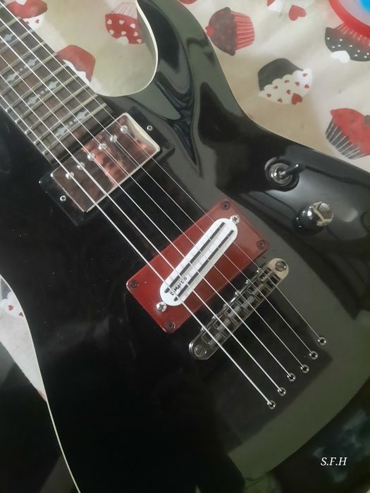 Vendo Schecter Omen