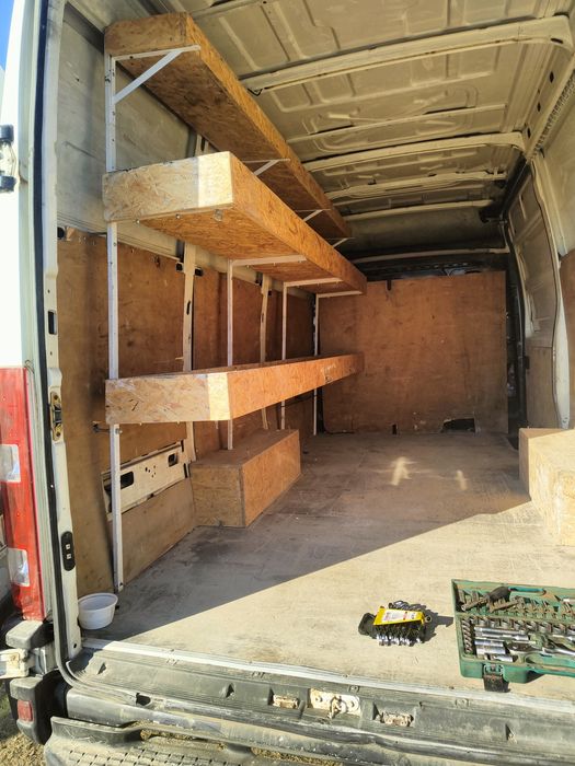 Zabudowa warsztatowa / serwisowa Iveco L2h2 Iveco 35S12 35S