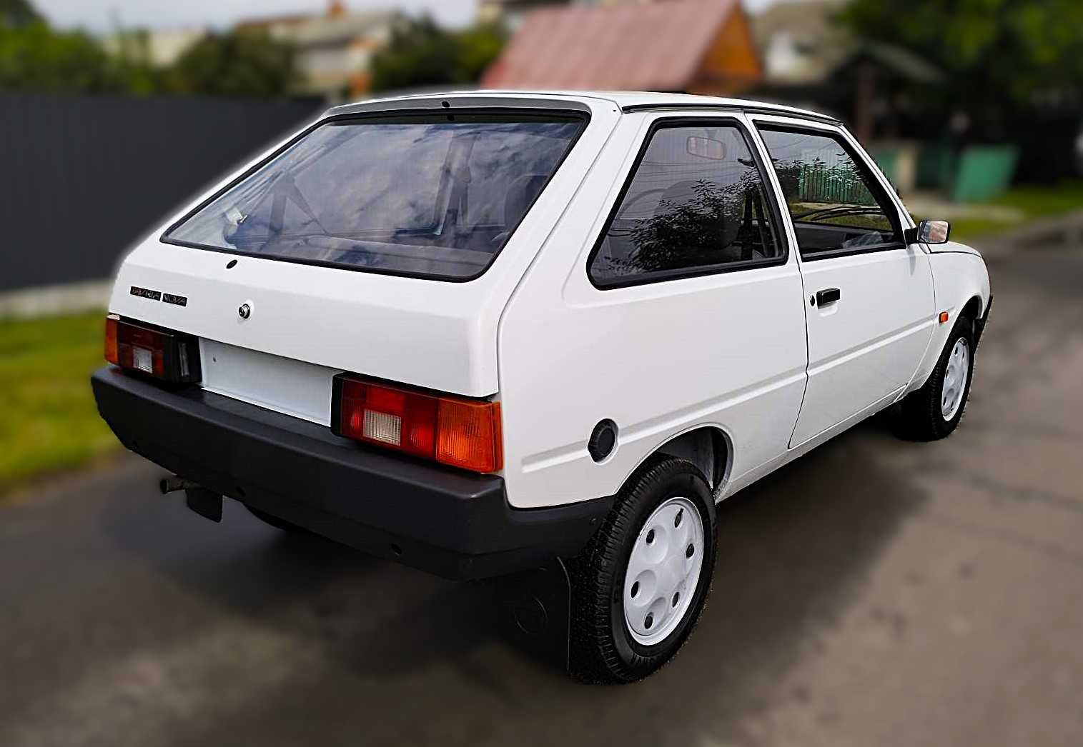 Продам Заз 1102 2005р. пробіг 1270 км. Ідєальний стан.