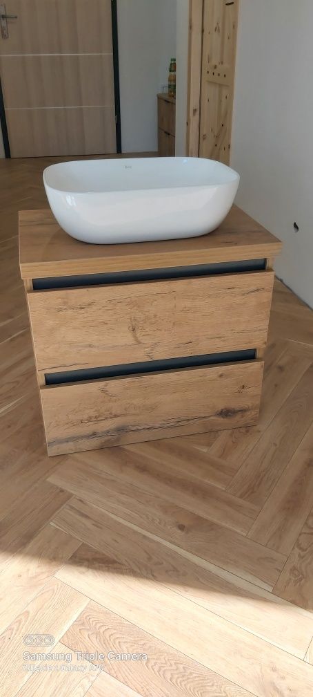 Blat łazienkowy z szafką wiszącą pod umywalkę grafit dąb 60cm