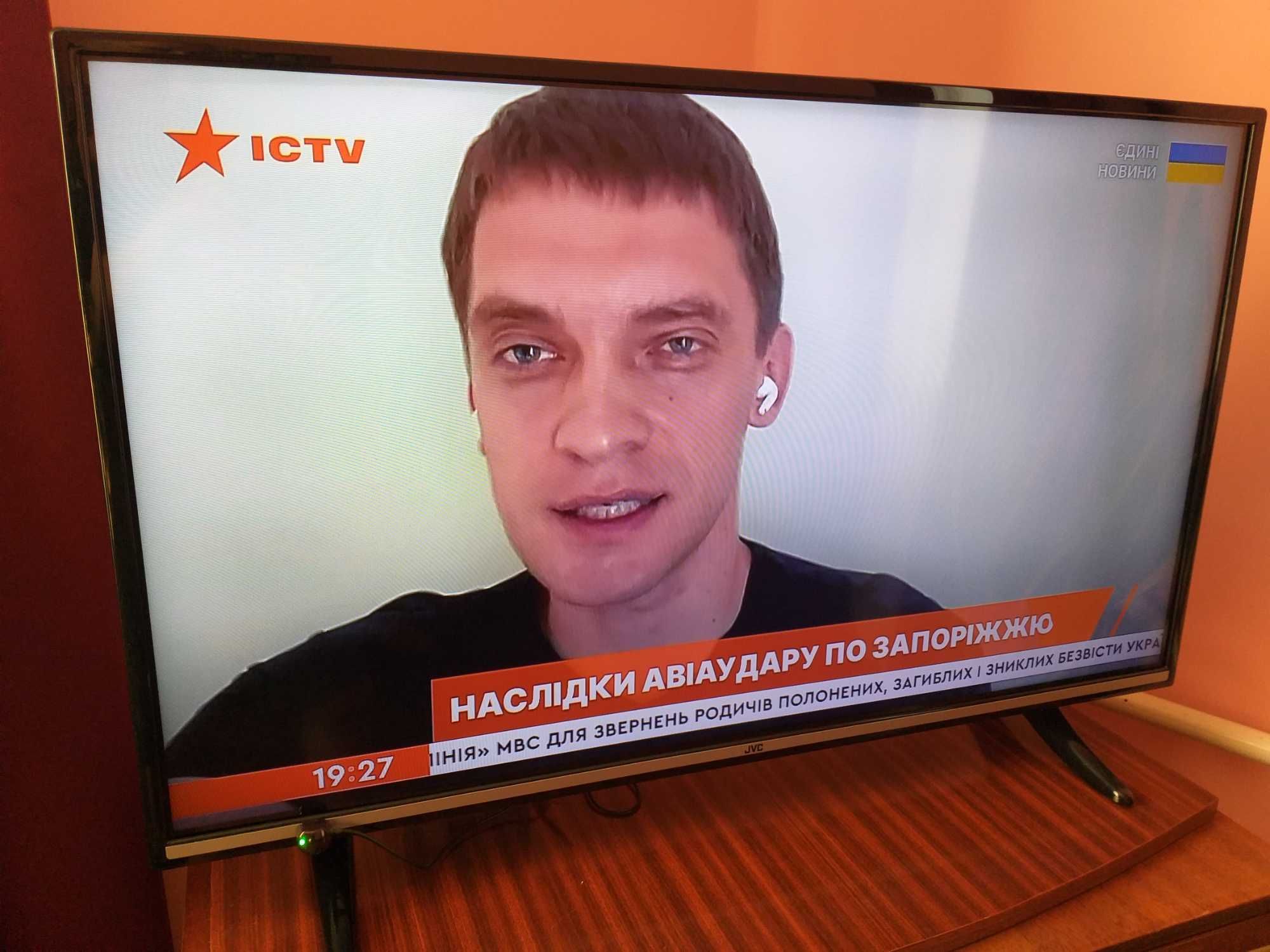 LCD Телевізор JVC LT-40V550, б/В