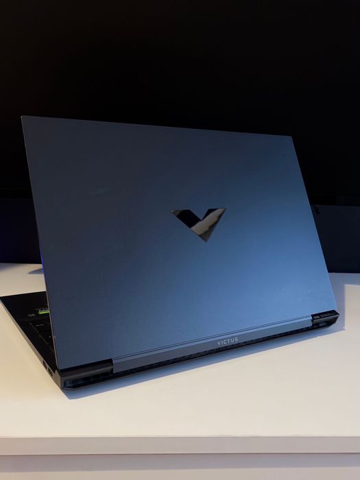 Laptop Victus 16 Rtx3050 Ryzen5 5600H 16gb ram