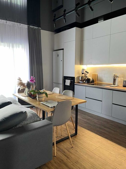 Продаж! Дуплекс з новим ЧУДОВИМ РЕМОНТОМ! Супер ЦІНА!