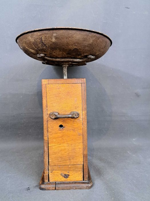 Stara waga kuchenna, naciskowa, 10 kg, D.R.G.M.