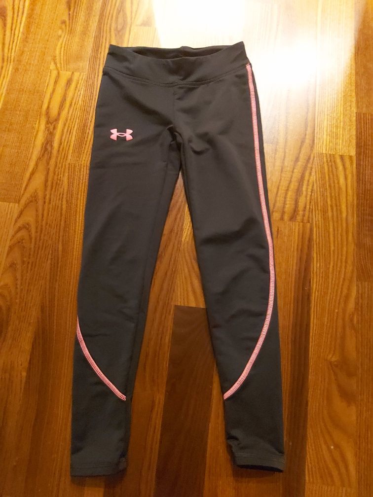Ocieplane getry UNDER ARMOUR wiek 6 lat