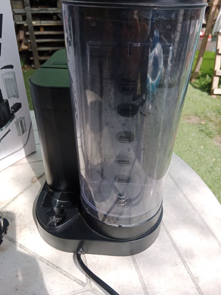Ekspres ciśnieniowy MPM 1470watt