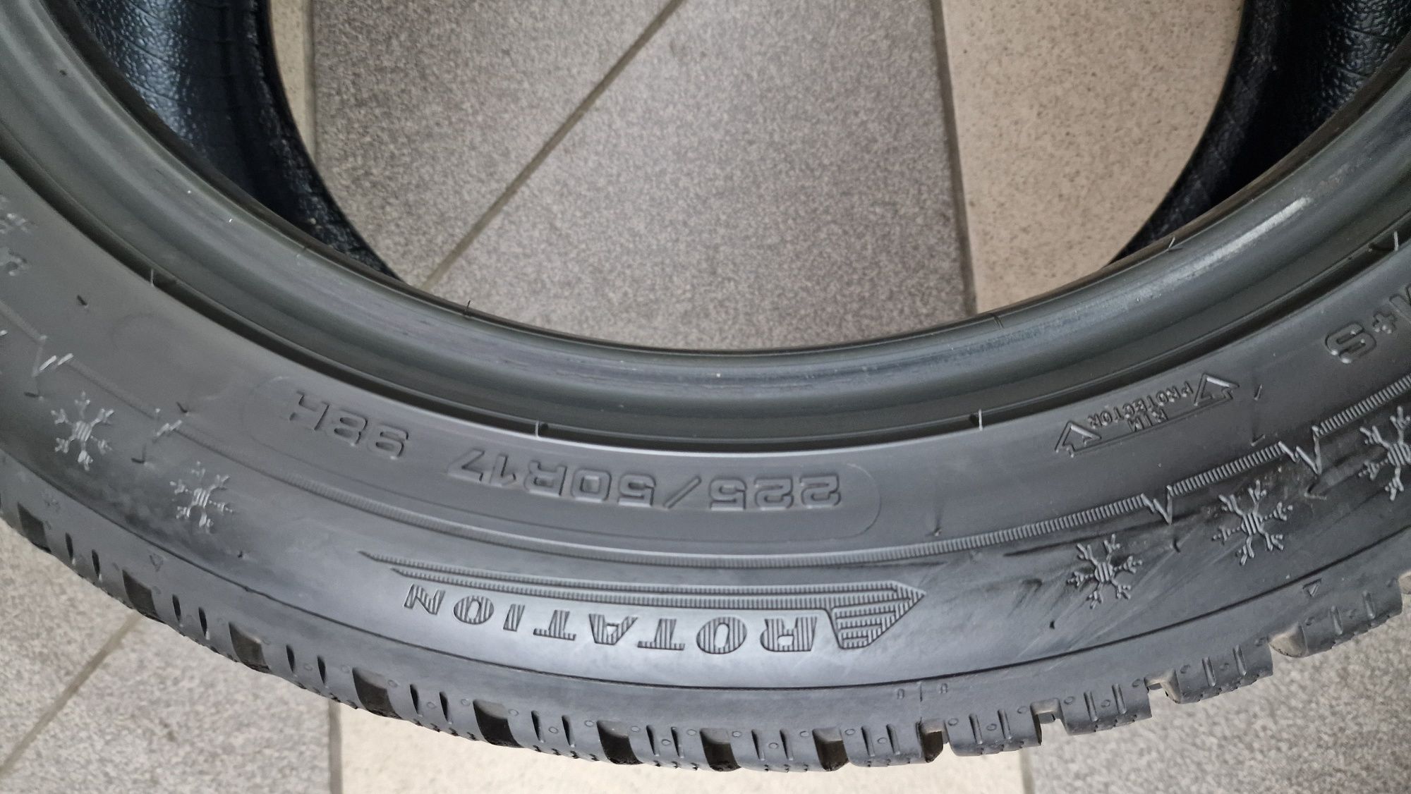 Opona Zimowa Dunlop Winter Sport 5 225/50R17 ,2319 1sztuka