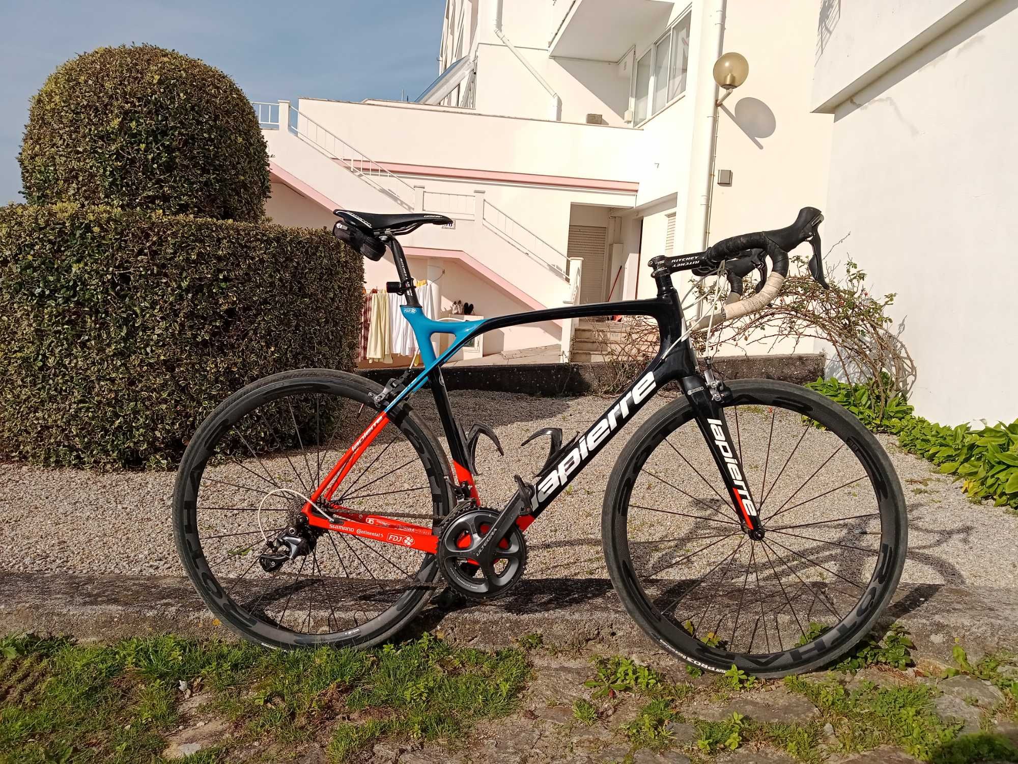 Bicicleta estrada carbono Lapierre Xelius SL 600 FDJ