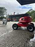 Aluguer equipamento plataforma articulada a diesel