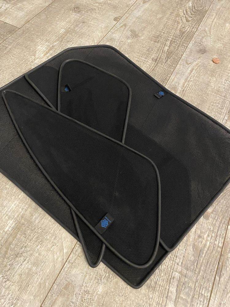Sprzedam Osłonki przeciwsłoneczne Raystop Hyundai i30 combi zestaw 4