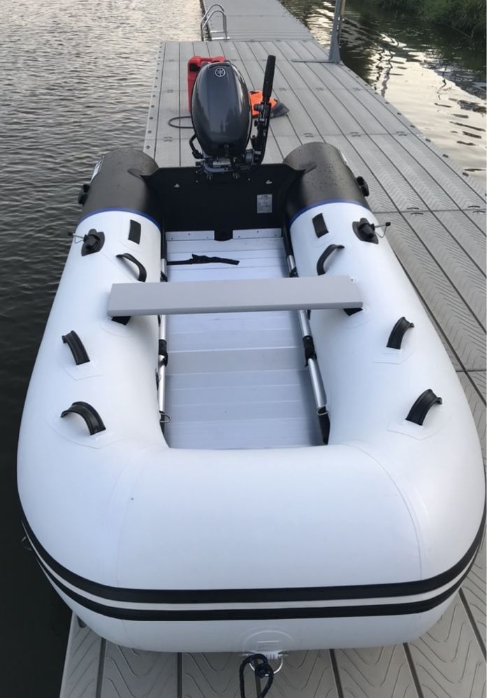 Ponton Yamaha 310s z silnikiem Yam B6hp.Gwarancja fabryczna do 2027.