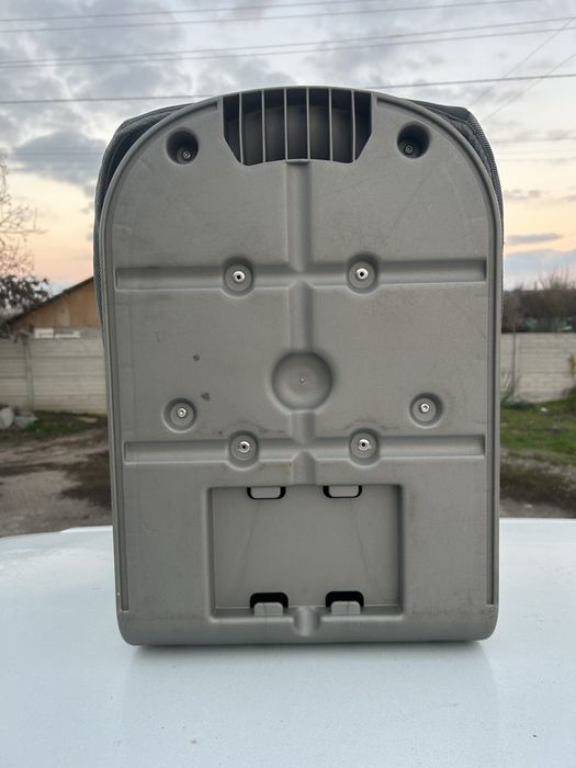 Автомобильное детское кресло