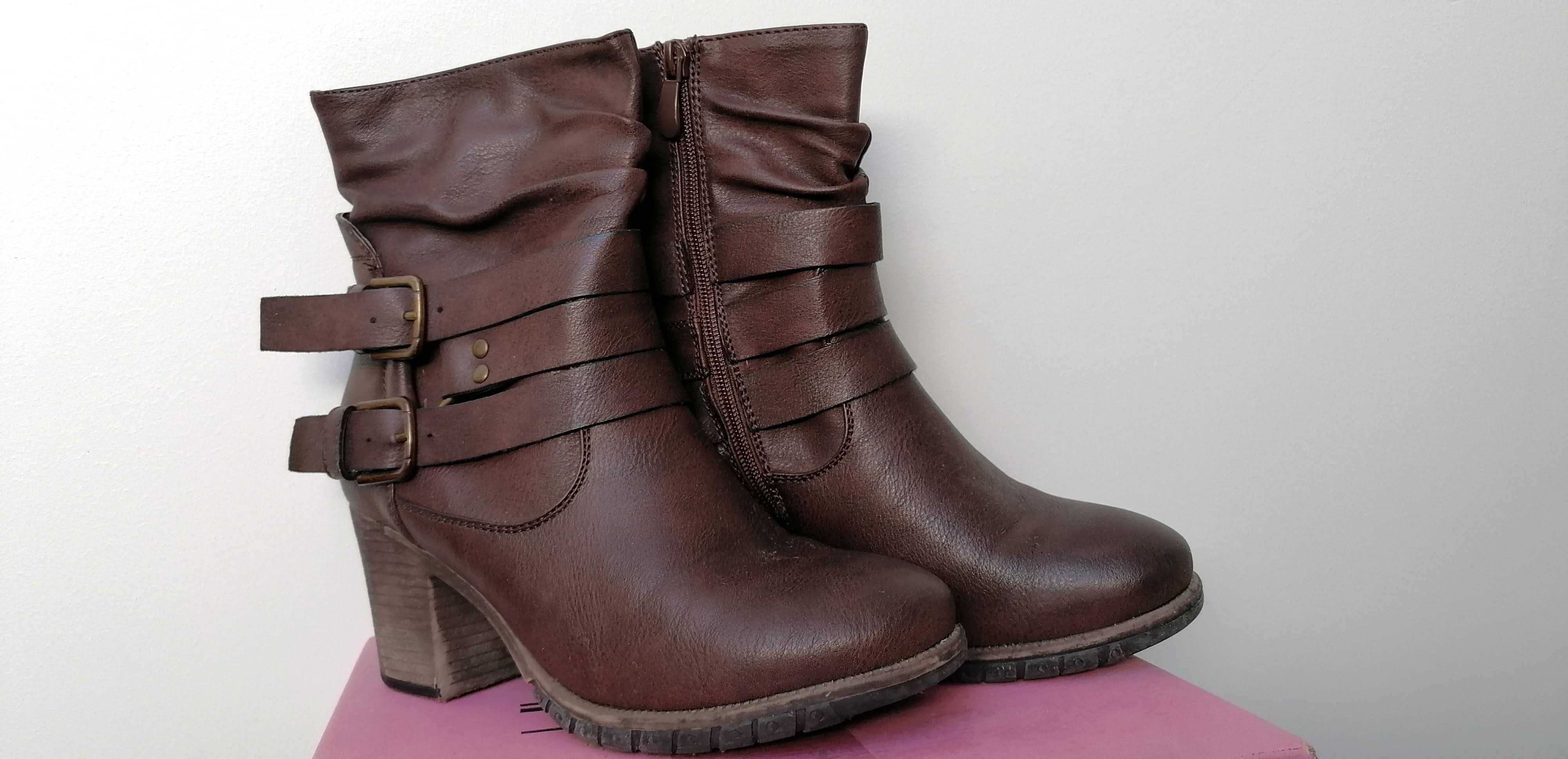 Botas de inverno novas sem uso