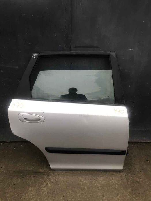 Honda Civic 7 00-06 х/б 5d двері зад R в зборі DR0470 67510S6DE02ZZ