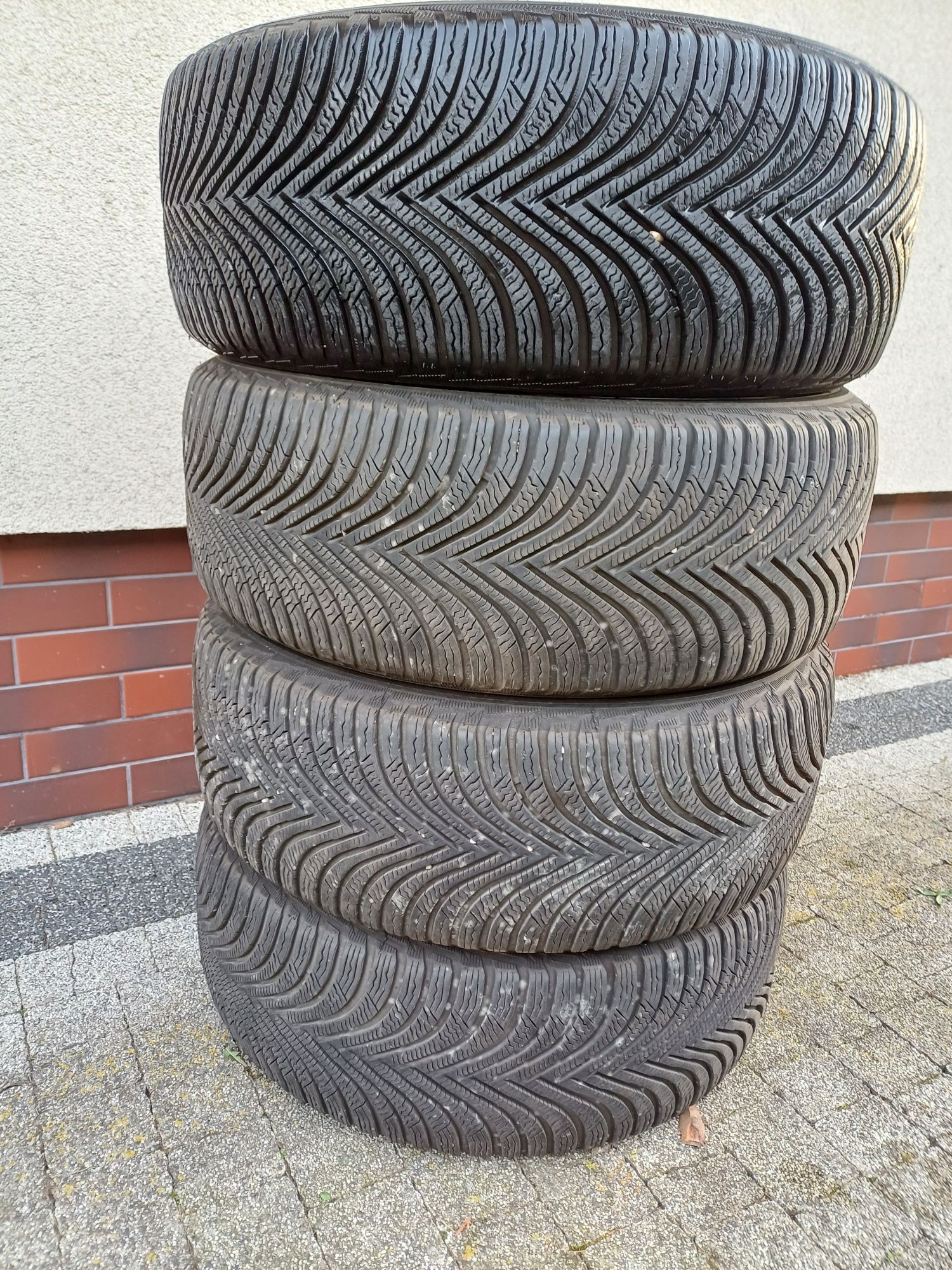 Opony zimowe Michelin Alpin 5 215/55/17 98VXL