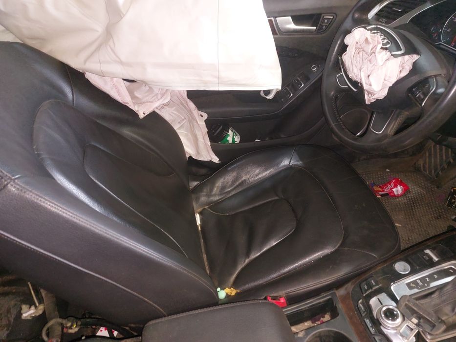 Салон Audi A4 B8 розборка шрот запчасти карти кожа сидіння диван шкіра