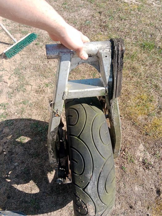 kawasaki zr750 zr 750 zephyr wahacz tylna felga koło zacisk tarcza