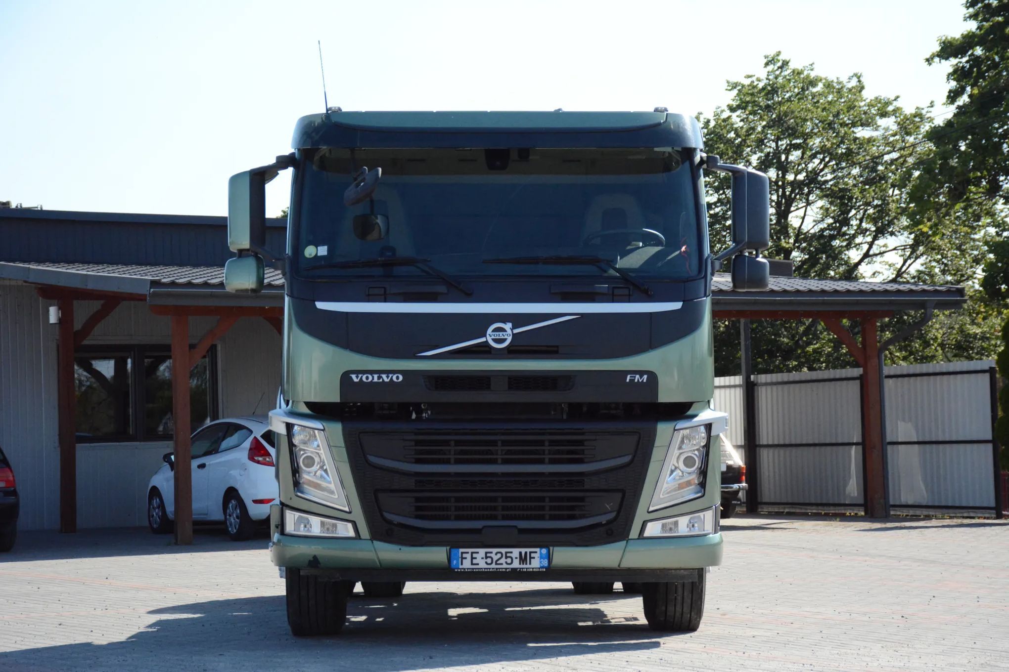 Volvo FM 450 / 2019 r / EURO 6 / Kompresor do wydmuchu / Mała waga / NAVI / Niski przebieg  Volvo FM 450 / 2019r / Kompresor / NAVI / 6600kg /Niski przebieg