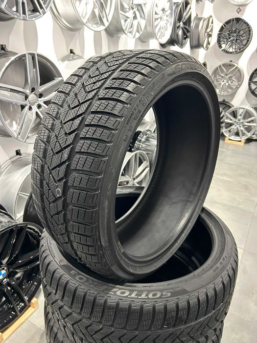 4x 235/35R19 91V Pirelli SottoZero 3 Nowe 2021r *