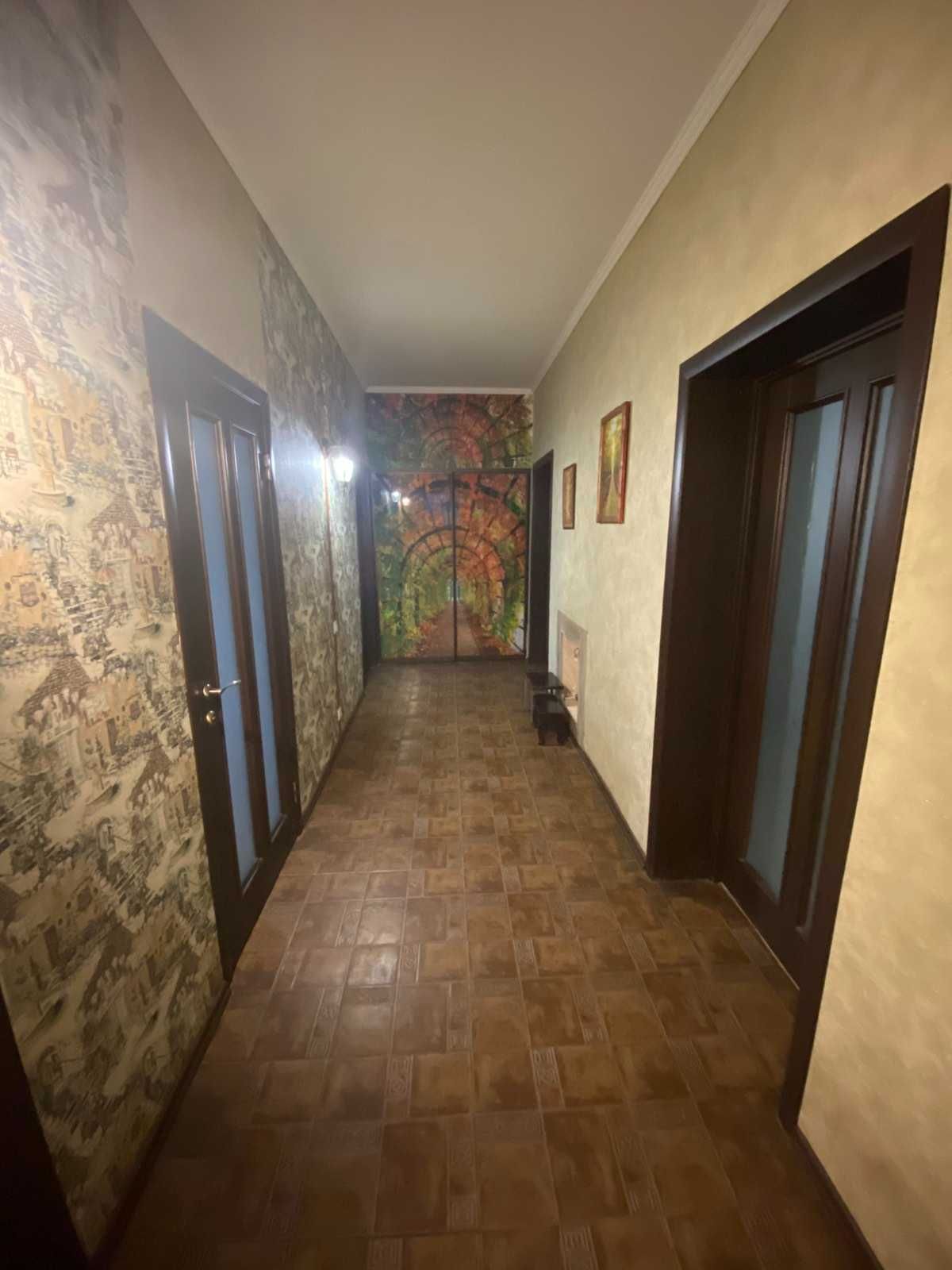 Продаж будинку 10 соток, 117 кв. м, 4 кімнати, на вул. Нагірна