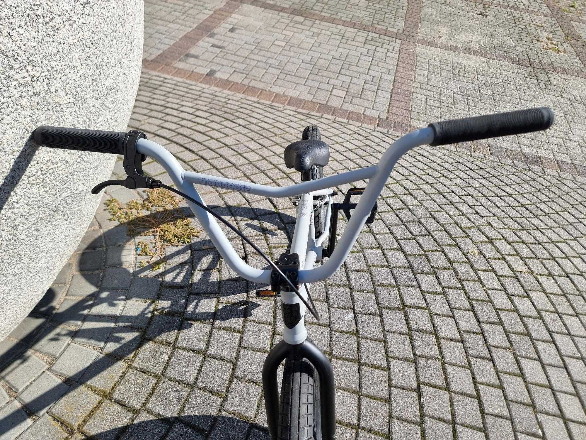 Rower BMX Mongoose L100