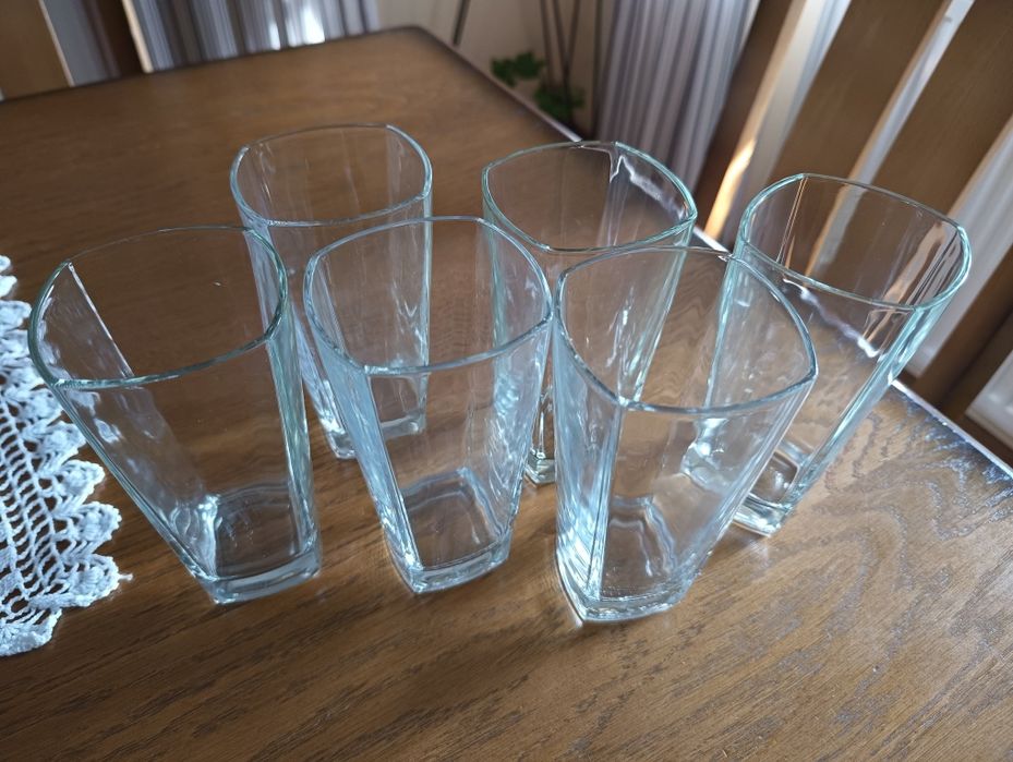 Komplet szklanek do napoi
