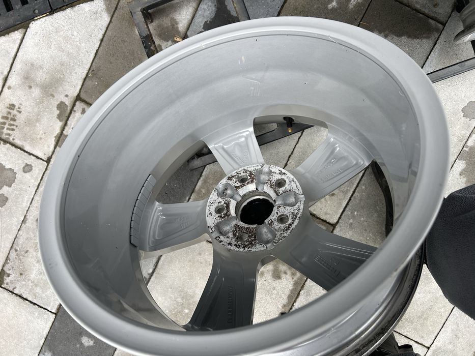 Диски 16R 5x100 7J ET43 Seat Polo Golf Fabia