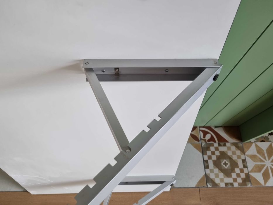 Deska kreślarska Leniar 70x100 ze stelażem i przykładnicą