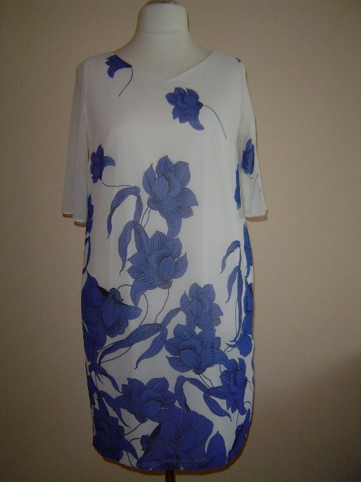 Sukienka z krepy szyfonowej ecru niebieski 46