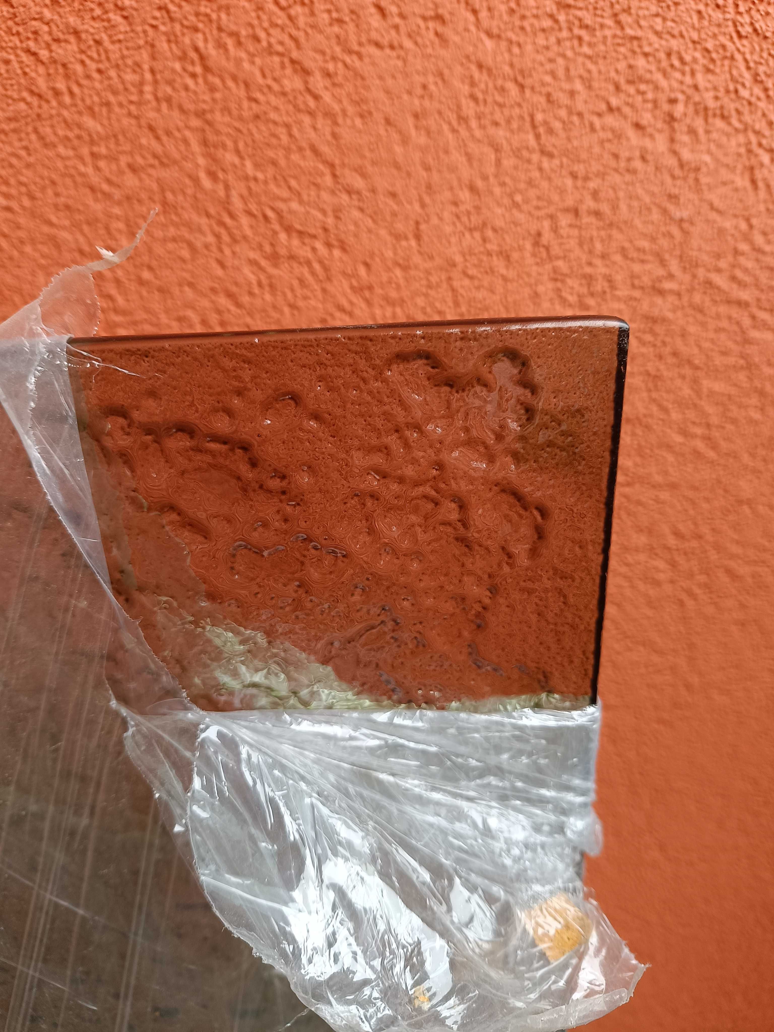Nowe zielone szkło hartowane 922x603x10mm, jedna strona wzorzysta
