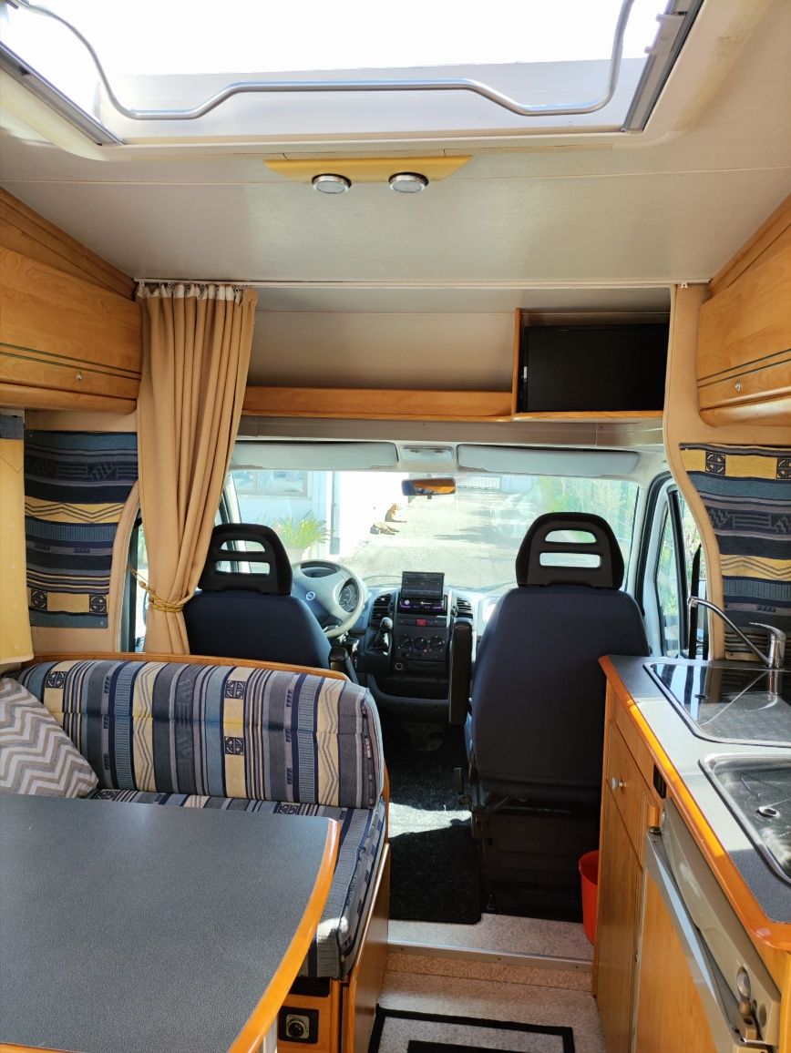 Autocaravana perfilada