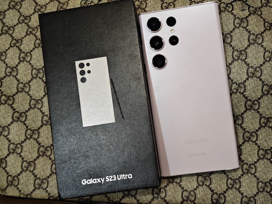 Флагман смартфон Samsung Galaxy S23 ultra SM-S918B/DS розовый