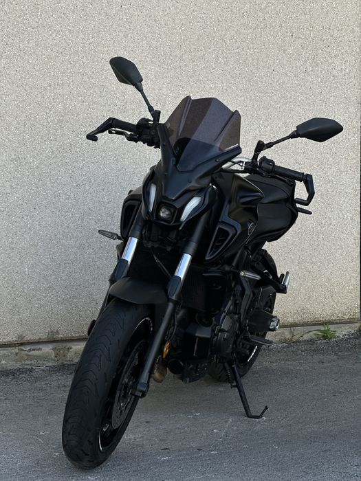 Yamaha MT07 - 2022 c/ Extras!