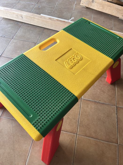 Mesa LEGO original com arrumação – excelente estado!