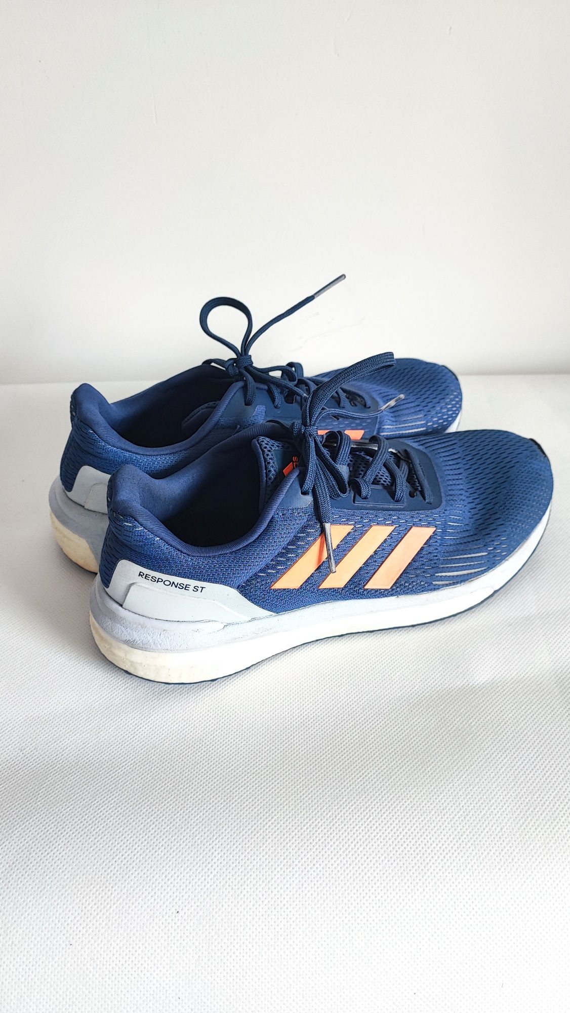 Buty sportowe do biegania Adidas Response rozmiar 40,5 wkładka 25,5 cm