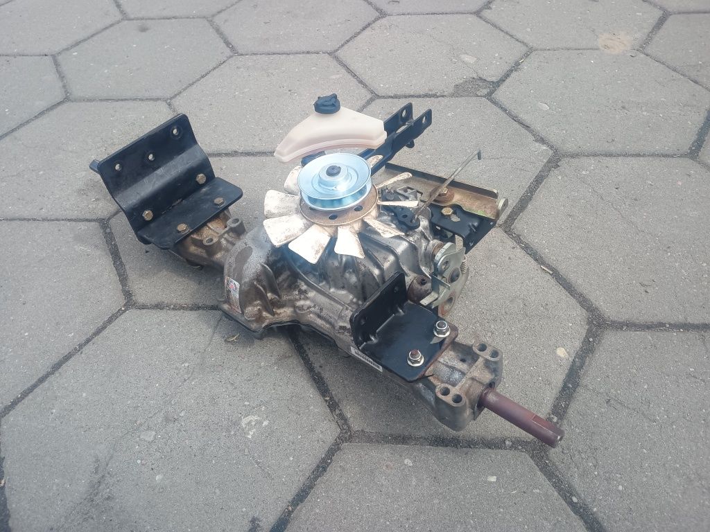 Kosiarka traktorek skrzynia hydro mtd yard Man gutbrod bolens cub cade