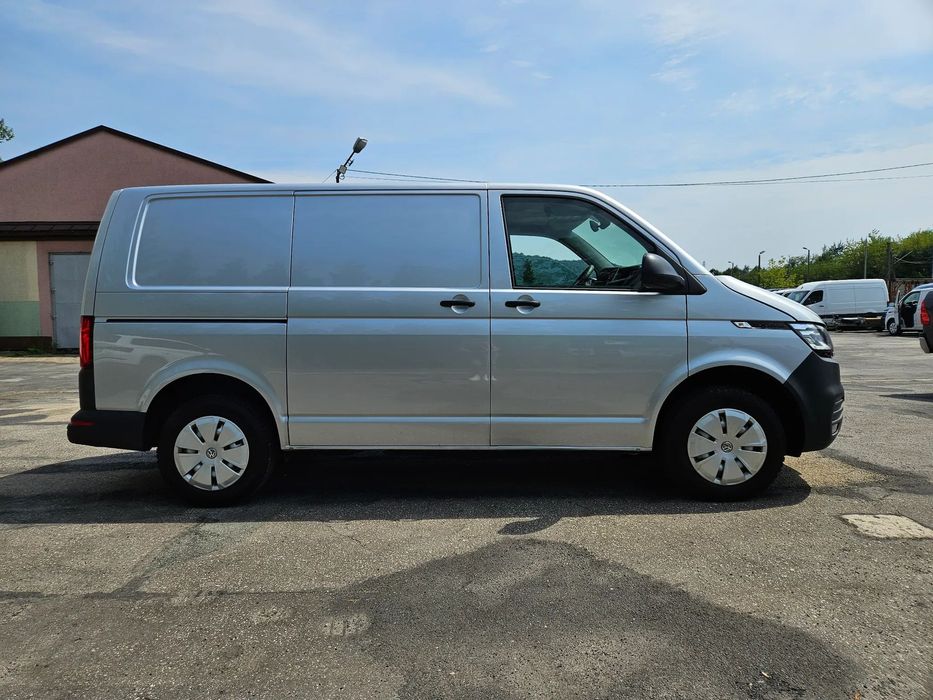 Volkswagen t6.1 Automat 4x4 LED 4-motion klima ele.fotele tempomat rok2022 km27200  transporter 4-motion leasing możliwy cena netto119000