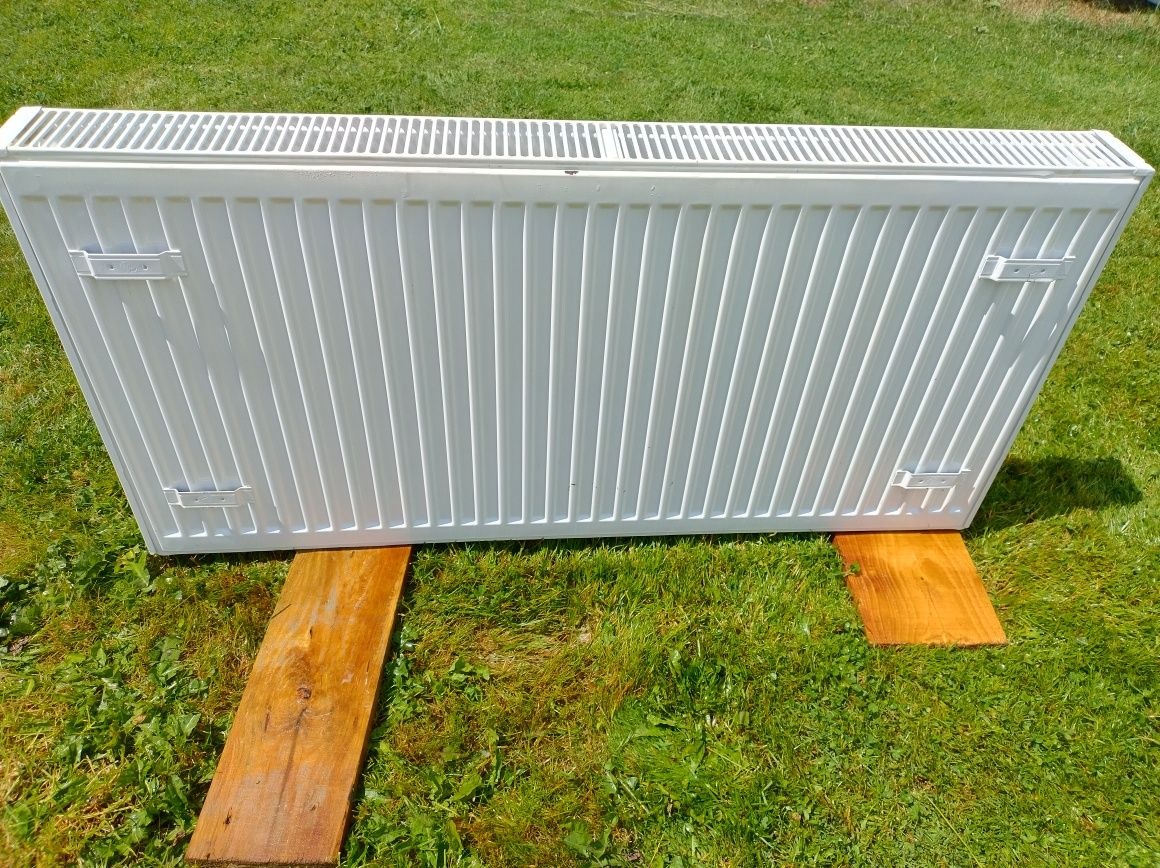 Grzejnik Diamont C22 1200x600