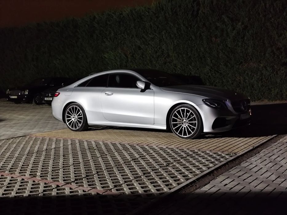 Mercedes-Benz E 220 d Coupe 9G-TRONIC AMG Line